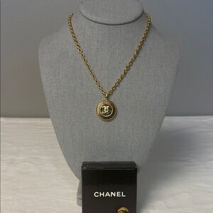 Chanel Vintage Chain Necklace with Double C Pendant – Goldtone, 16in